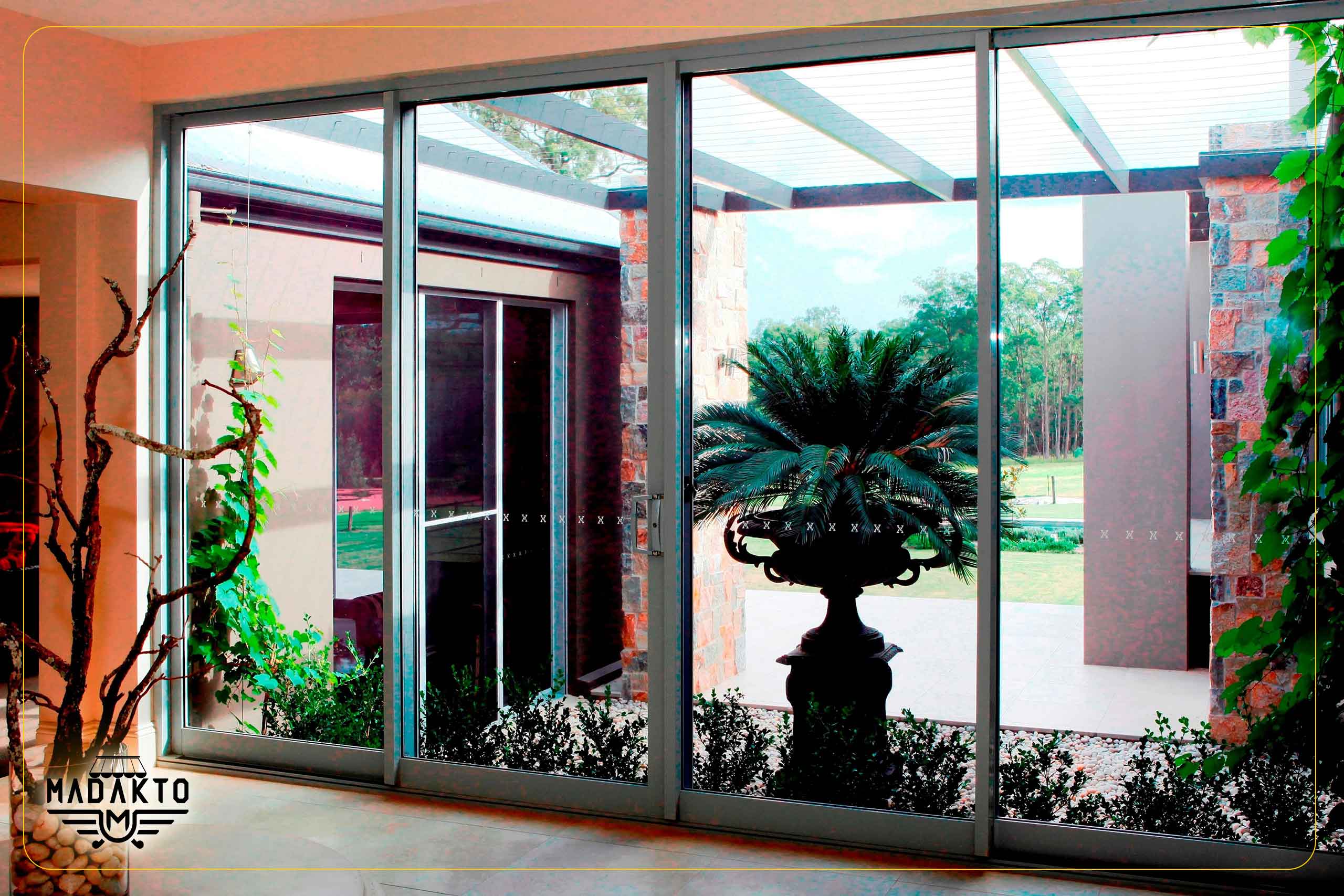 پنجره-برقی-اسلایدی-ماداکتو-سایه-4 پنجره برقی اسلایدی-ماداکتو سایه-4