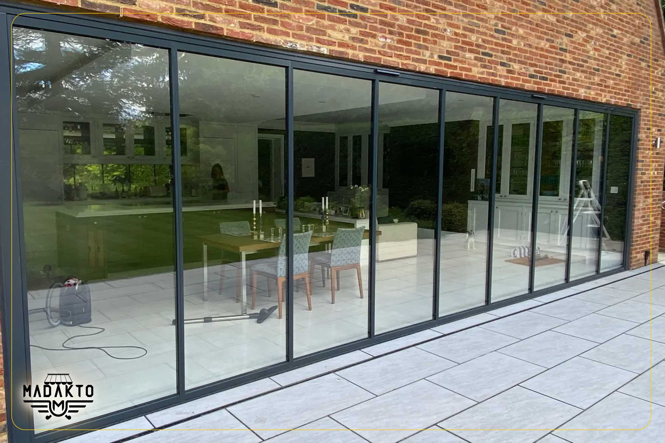 پنجره-برقی-اسلایدی-ماداکتو-سایه-8 پنجره برقی اسلایدی-ماداکتو سایه-7