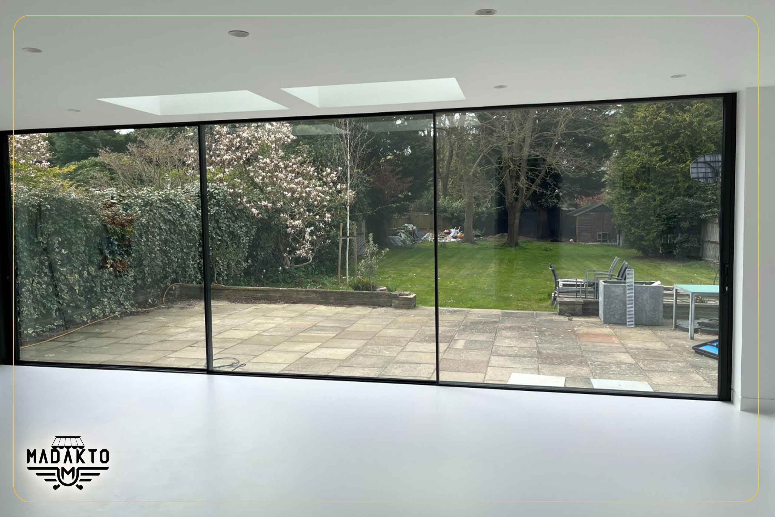 پنجره-برقی-اسلایدی-ماداکتو-سایه-9 پنجره برقی اسلایدی-ماداکتو سایه-8